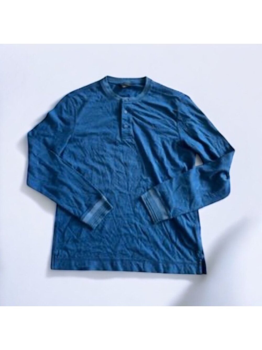 CLUB MONACO Men's Blue Henley Long Sleeve Top Size Medium